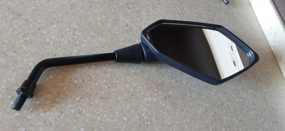 Зеркала заднего вида для мотоцикла/скутера (универсальные) 10мм