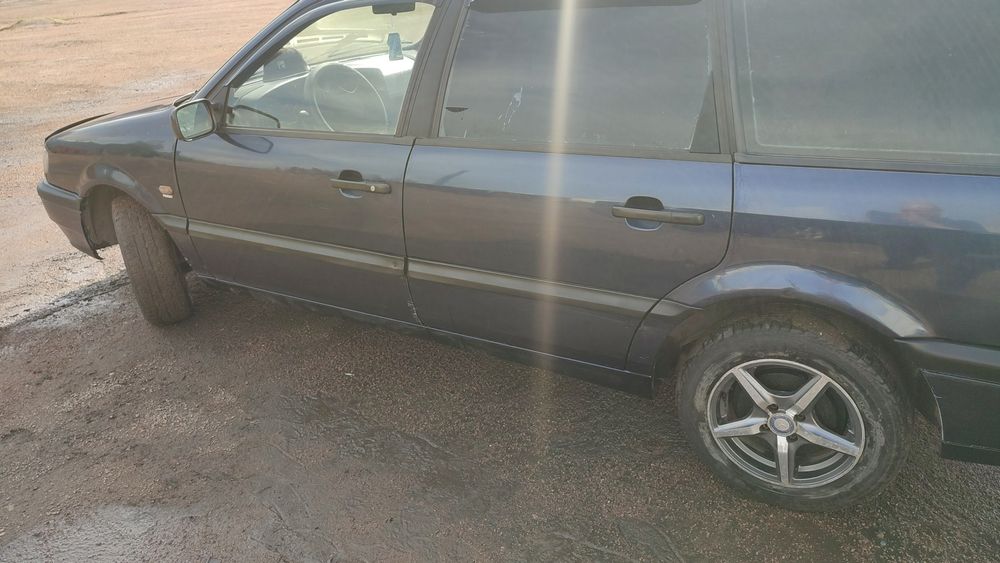 Продам Пассат в4 универсал