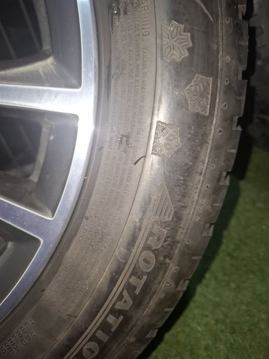 Set anvelope iarna .r17