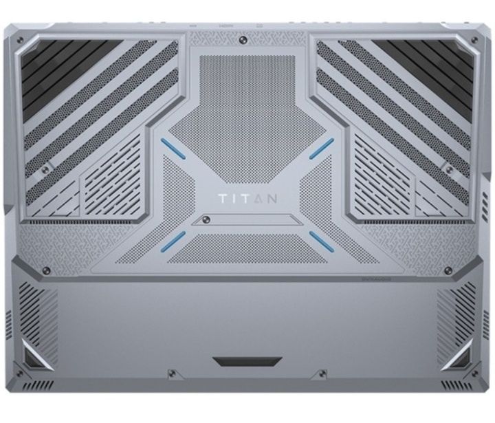 Laptop gaming 18" 4K 120Hz MiniLed Msi Titan i9 14900HX RTX 4090