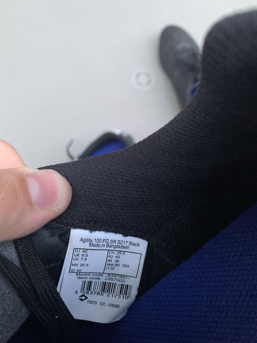 Vand ghete fotbal si adidasi sala kipsta