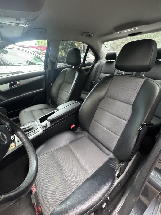 Mecedes C220 170к.с