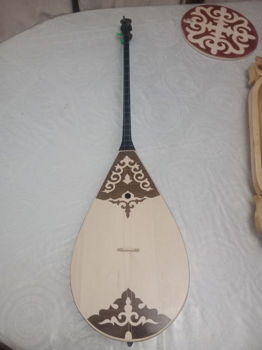 Домбыра дәстүрлі 48см чехолмен