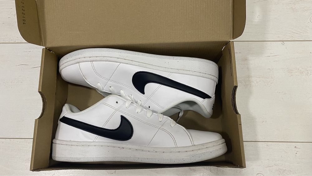 Nike Court Royal 2 NN 40.5
