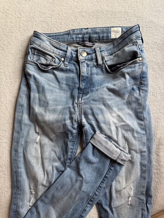 •Маркови запазени дънки•