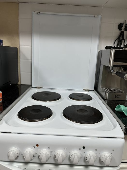 Плита indesit продам