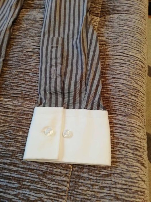 чисто нови ризи Hugo Boss L i M размер