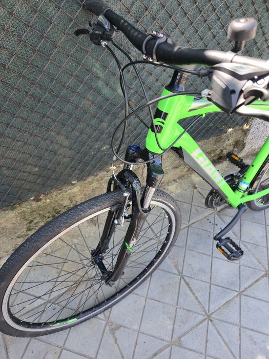 Алуминиев велосипед 28 цола Giant Roam 24 скорости Shimano Палцови команди  L размер рамка