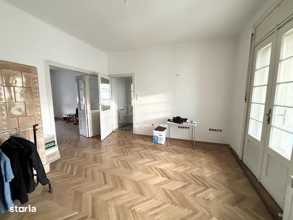 Apartament cu 3 camere - 91 mp utili -  centru - Locatie excelenta -