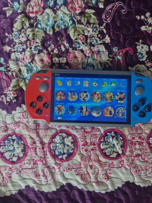 Consola portabila retro