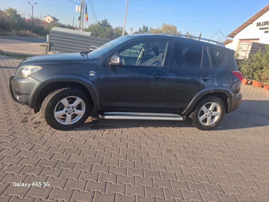 Se vinde Toyota Rav 4
