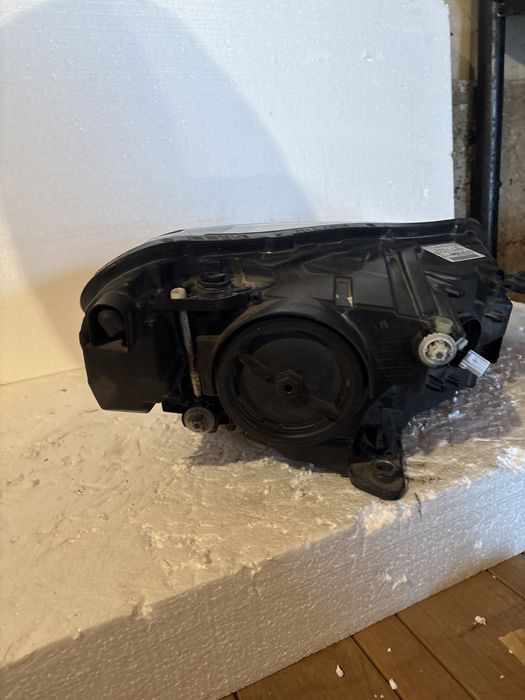 Фар skoda superb 3