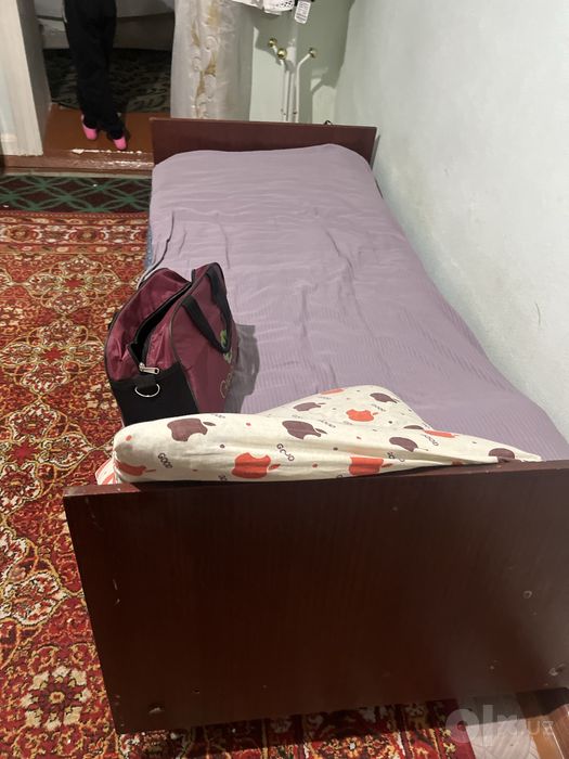 2 dona divan sotiladi