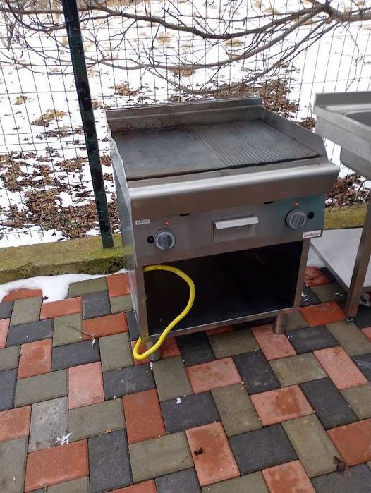 grill gratar plita pe gaz neted striat Marca modular Italia inox