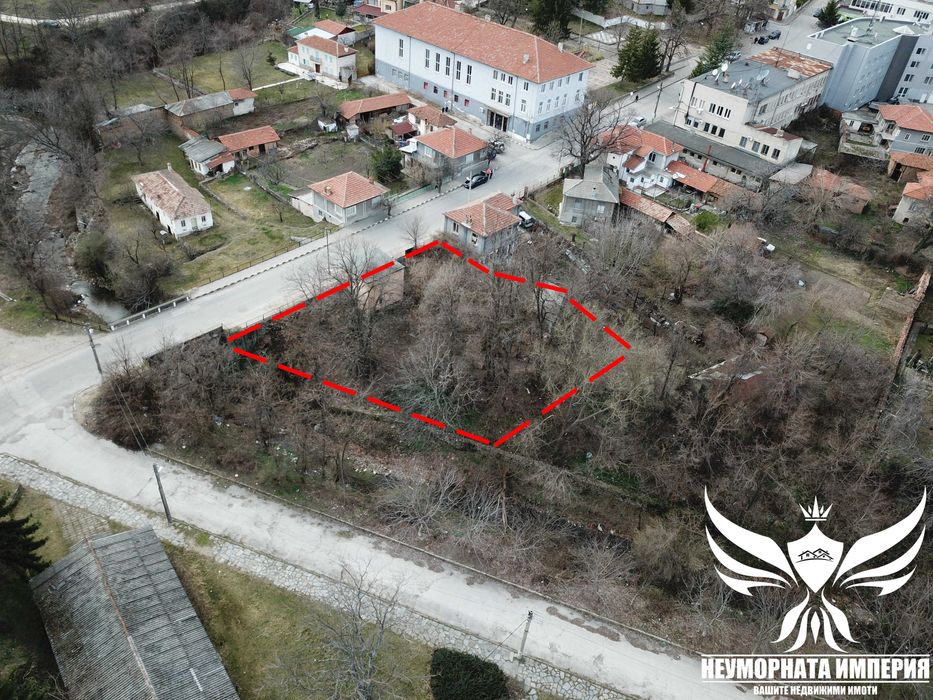 Продава се Магазин в с. Тополово, Област Пловдив - 730 кв.м за 31 €/кв.м - Снимка #3