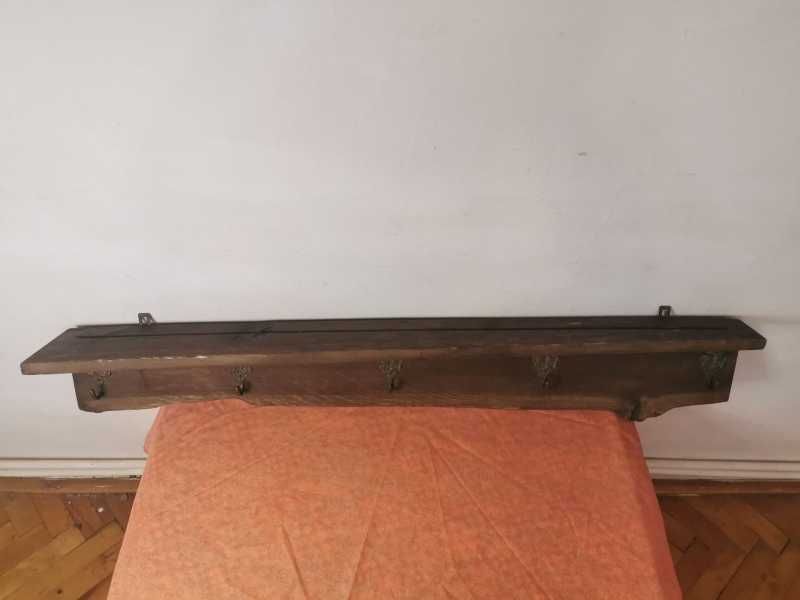 Cuier de perete din lemn