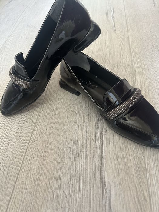 Дамски обувки от еко кожа