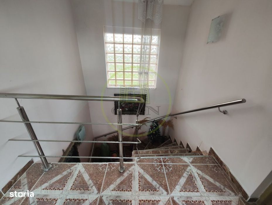 Casa 3 camere, teren 1309 mp, Loc. Pielesti.