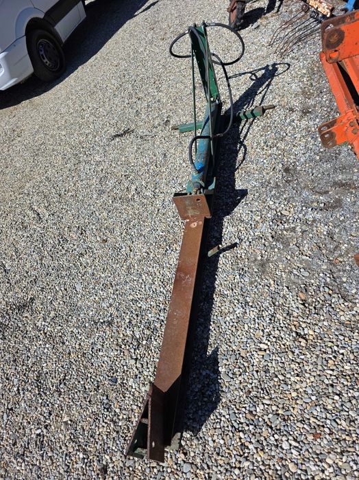 Spargator in tiranti la tractor despicator lemn hidraulic 20t