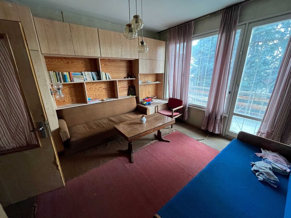 Продава прекрасна къща в село Долно Сахране