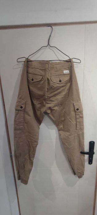 Панталон jack & jones нов 33:30
