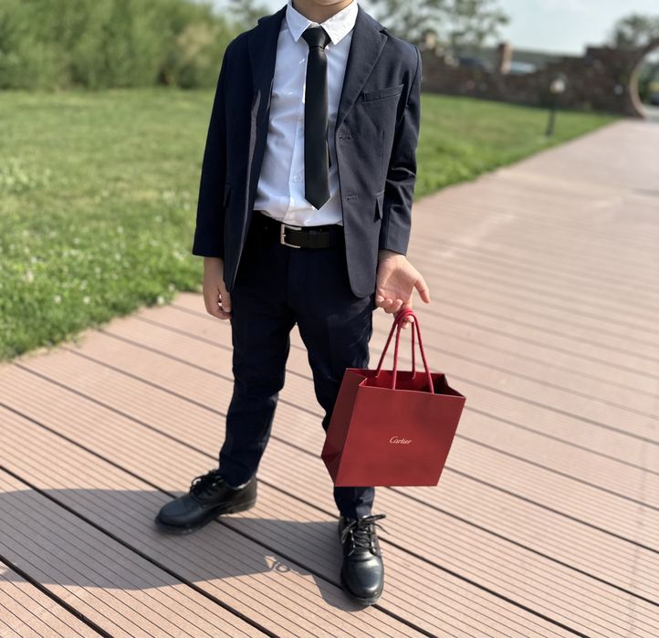 Costum Zara, 6 ani, ca nou, Camasa, papion