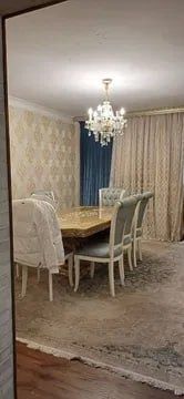 Срочно Продаётся Яккасарай Бобура 2/5/5 без мебелья ремонт средний !