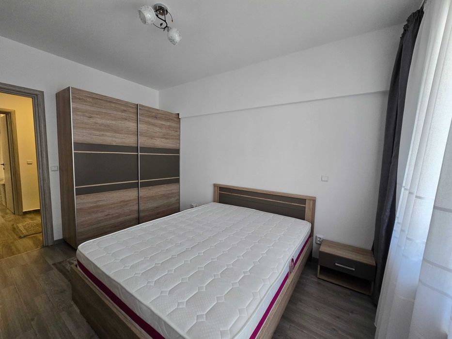 Inchiriere apartament 2 camere Sector 4, Cartierul Solar