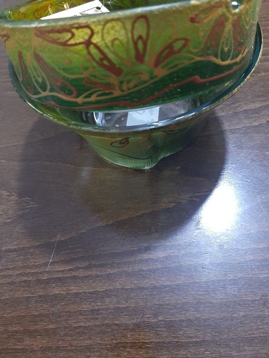 нови купичка за ядки и пепелник рисувано стъкло и съд ,фруктиера