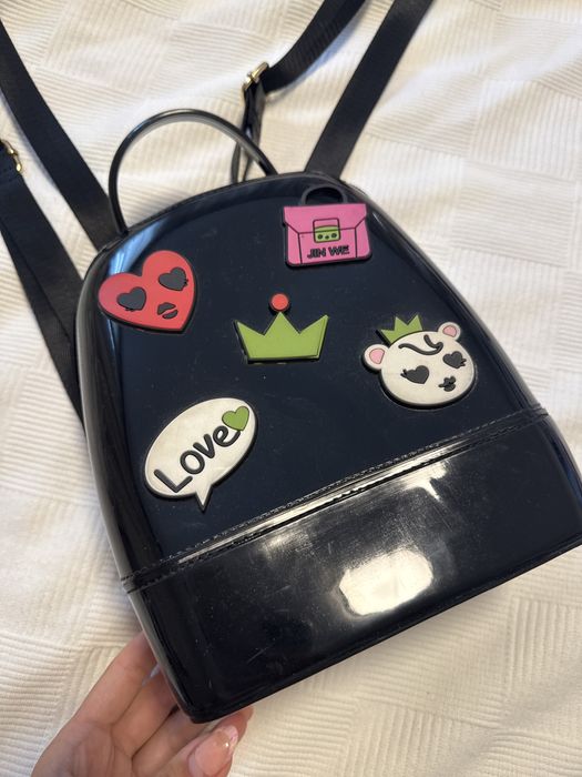 Черна раница