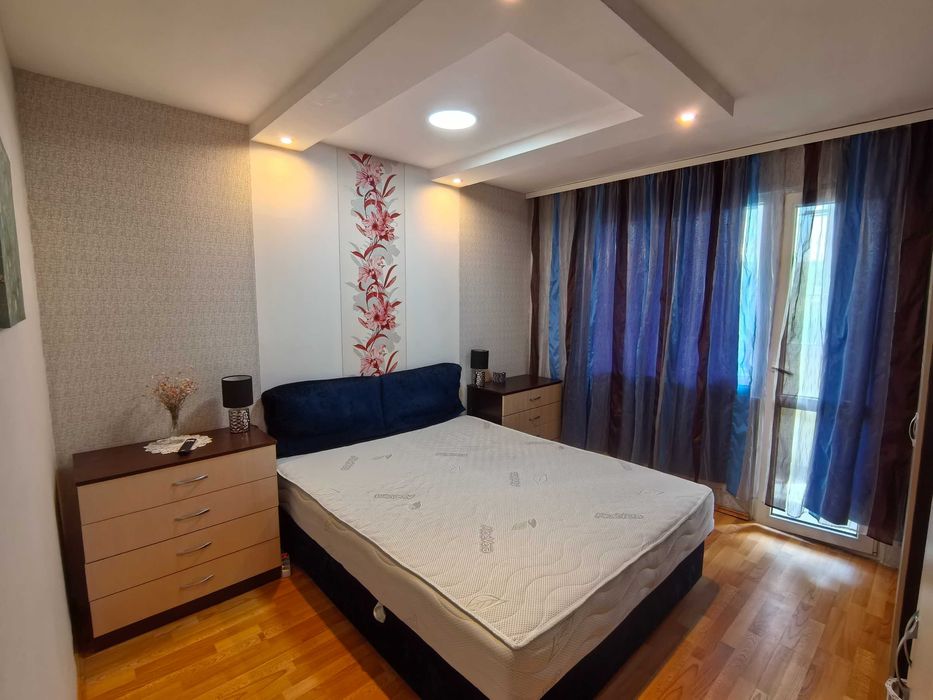 Продава се Тристаен апартамент в Плевен, Дружба 1 - 80 кв.м за 765 €/кв.м - Снимка #5