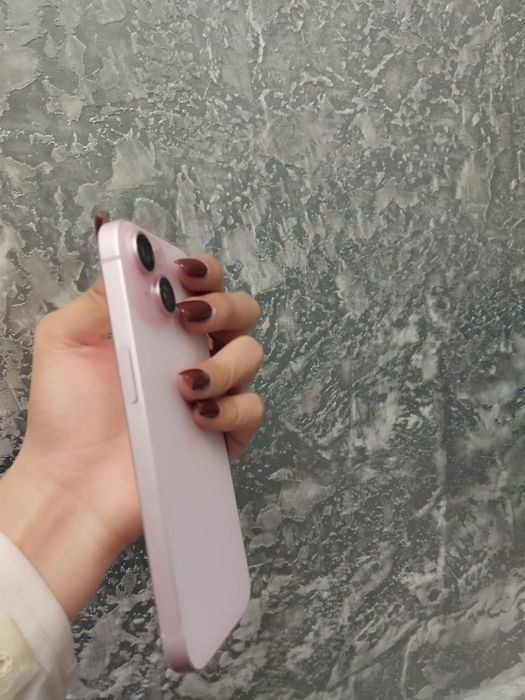 iPhone 15 отличное состояние