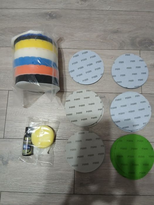 Solutie cu burete polis faruri ,burete lustruit si jmirghel