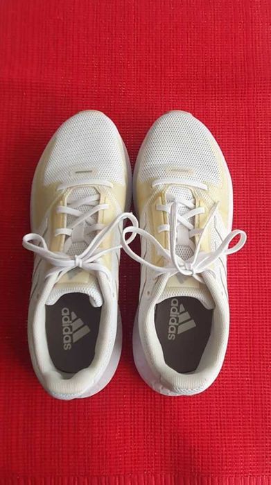 Încălțăminte sport