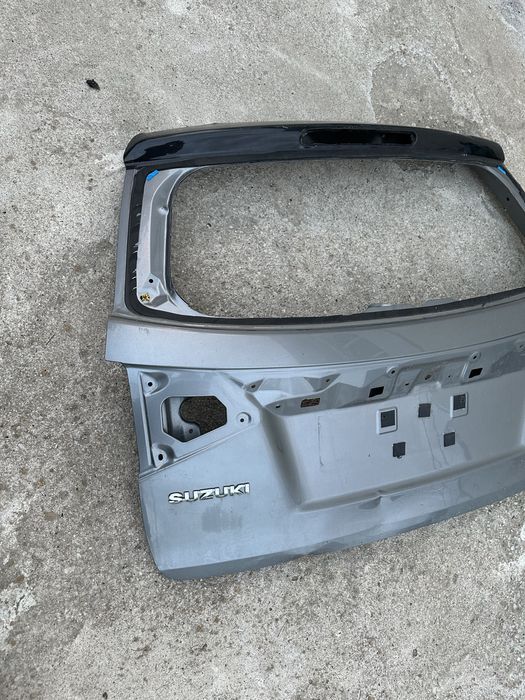 Hayon suzuki vitara.