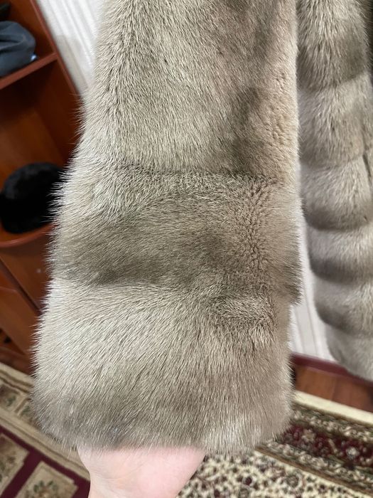 Продам норковую шубу