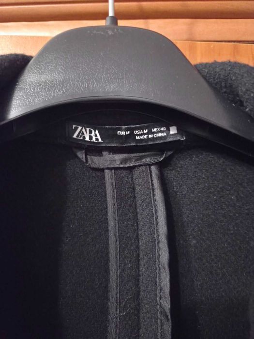 ZARA мъжко палто от вълна