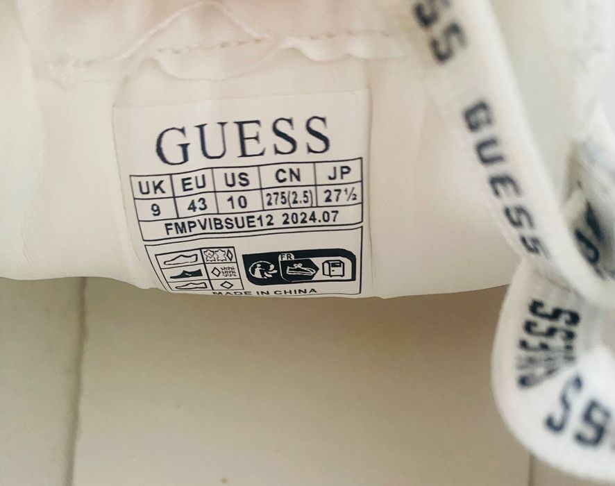 Маратонки Guess 43 номер, ест.кожа