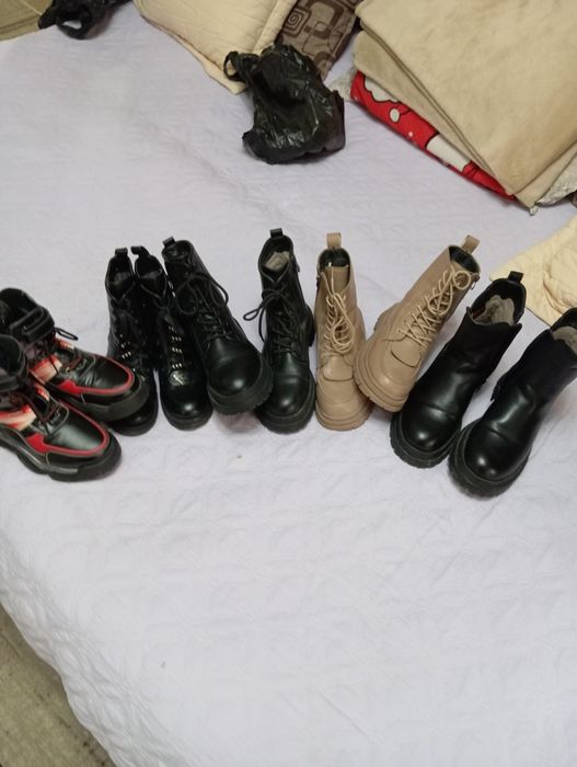 Продаются сапожки на девочку