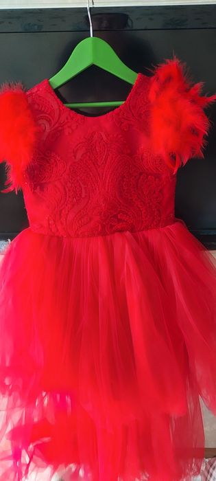 Продам платья для девочки