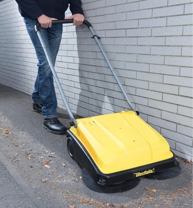 Perie curățat curtea și pavajul Westfalia  licența Karcher