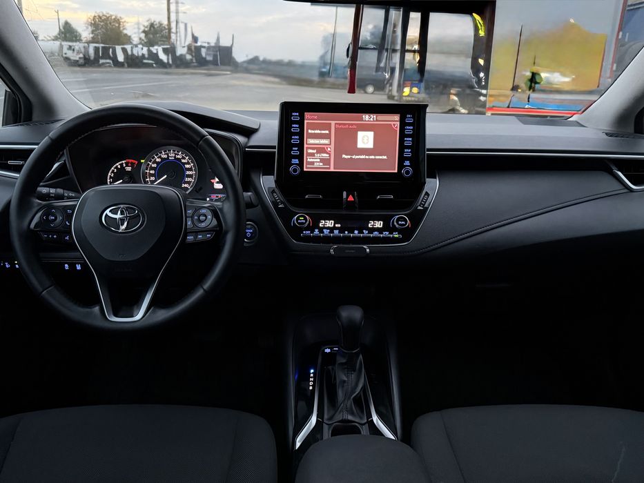 TOYOTA Corolla 2022 — imagine 5