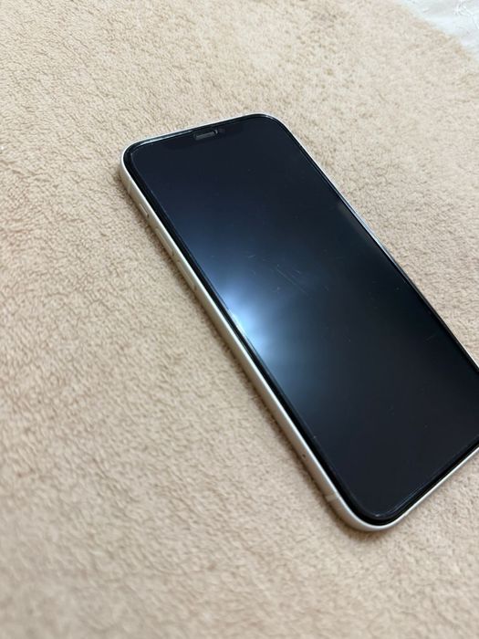 Продам Айфон 12 в отличнейшем состоянии