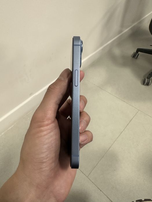 Продам Iphone 14 256GB