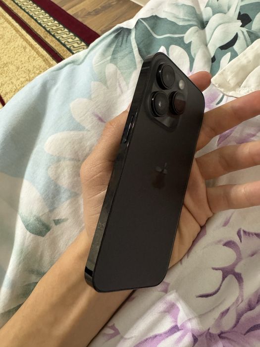 Iphone 14pro……..