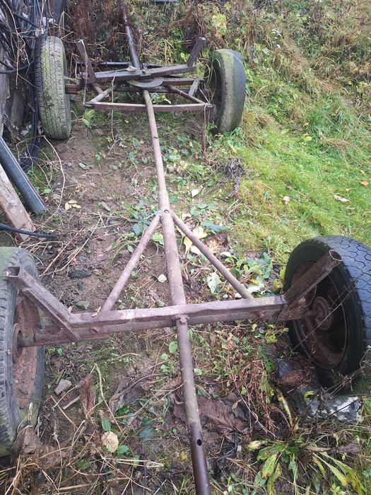 Furgon se poate pune și după mașină și după caruta