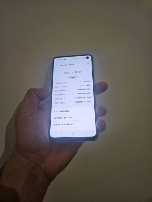 Vand Samsung S 10 E 128 GB impecabil