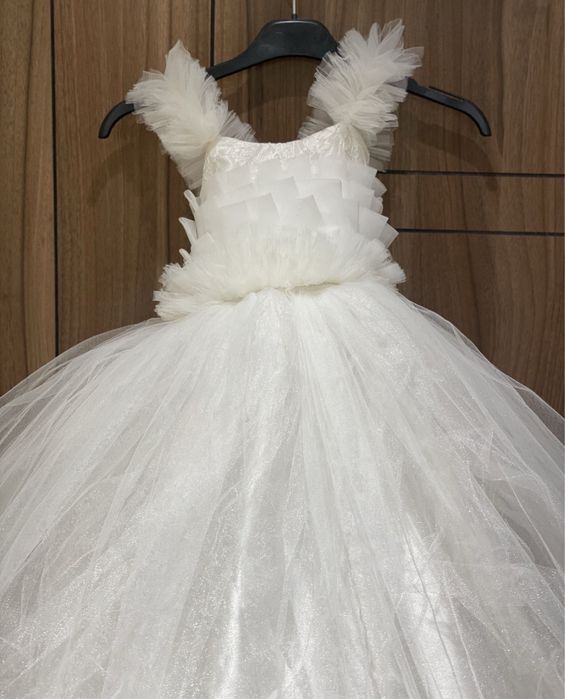 Булченска рокля за дете с воал 2-5г