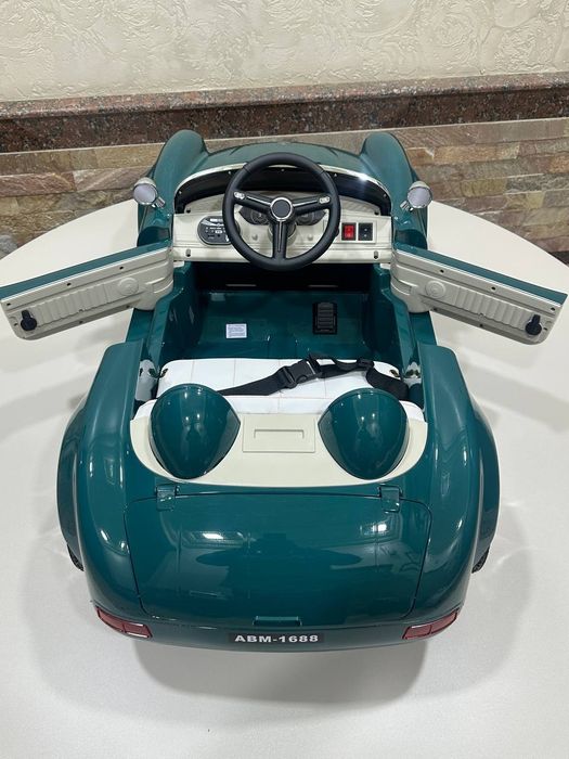 Detskiy moshina mers retrosl300