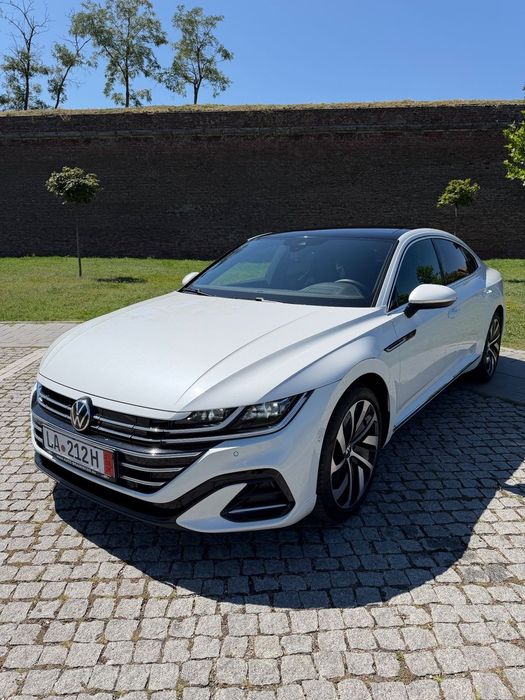 Volkswagen ARTEON Vw Arteon R line eHybrid DSG Panoramic Soft Camera